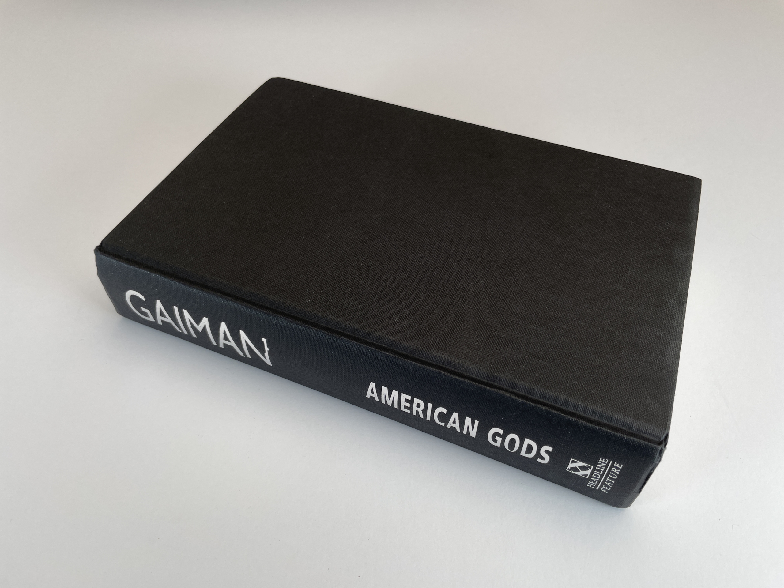 neil gaiman american gods first edi3