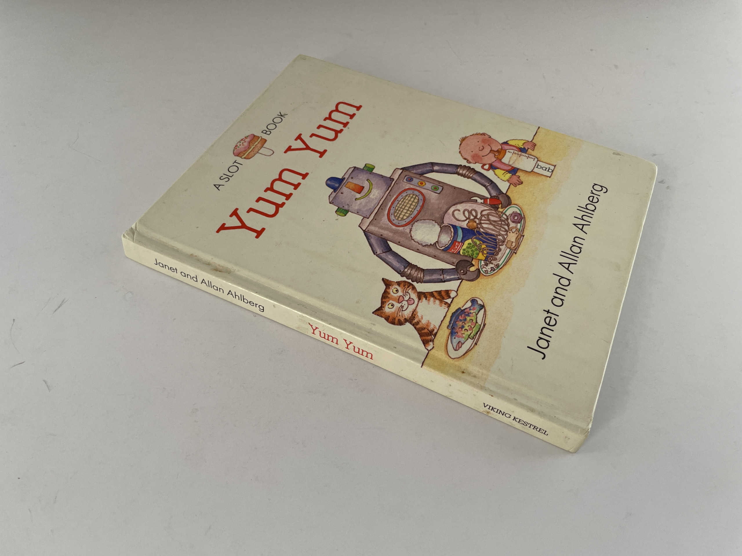 ahlberg yum yum first edition4