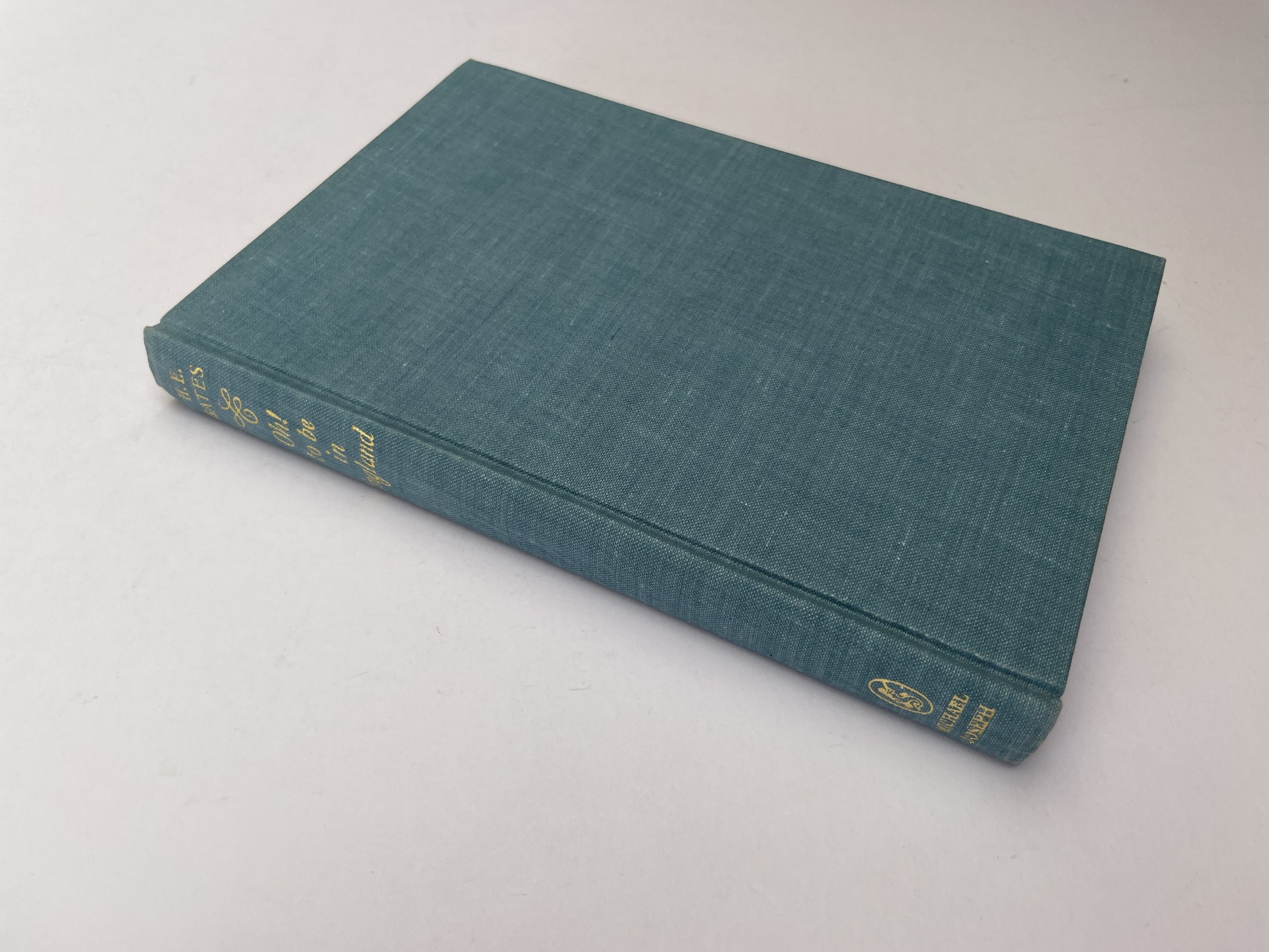 H E Bates - Oh! To Be In England - First Edition - 1963 - Image 3