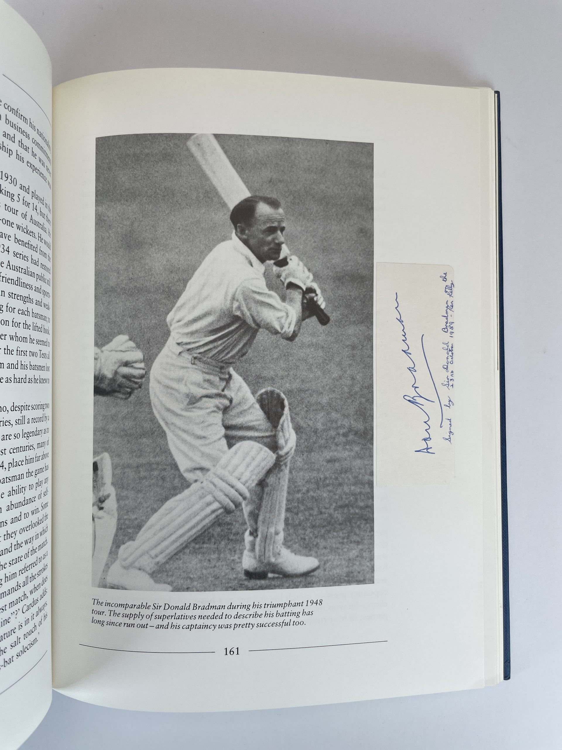 Gerry Cotter - The Ashes Captains - SIGNED by Cotter and twice by Sir Richard Hadlee - First Edition - 1991 - Image 6
