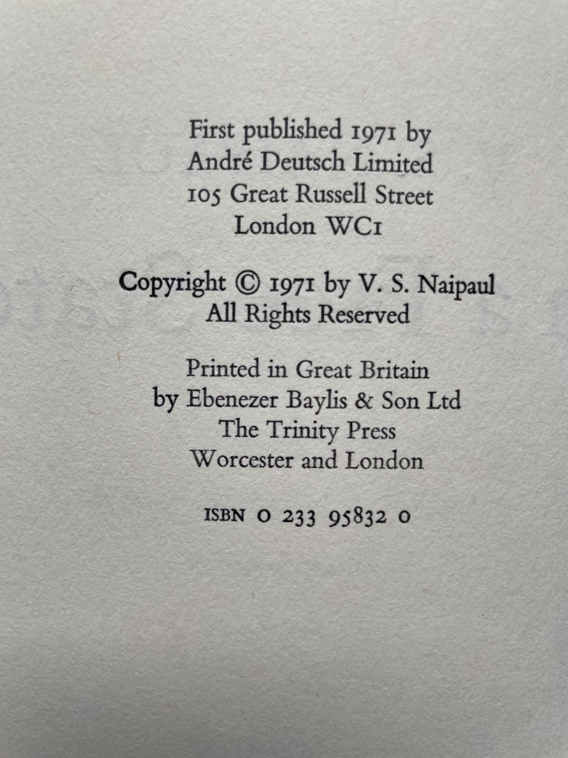 V.S. Naipaul - In A Free State - First Edition 1971 - with the rare wrap-around band - Image 2