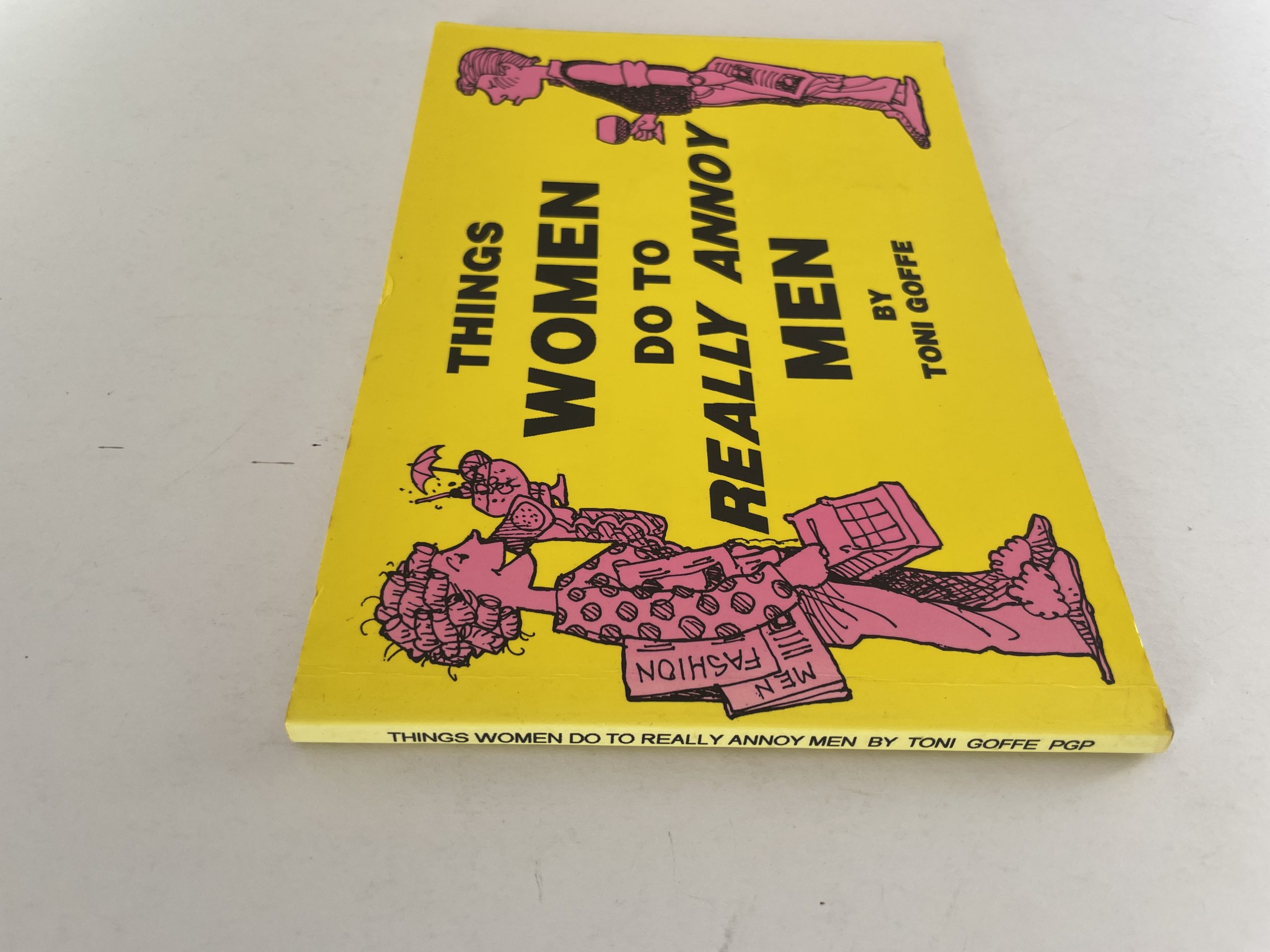 Toni Goffe - Things Women Do to Really Annoy Men - First Edition 1995 - Image 8