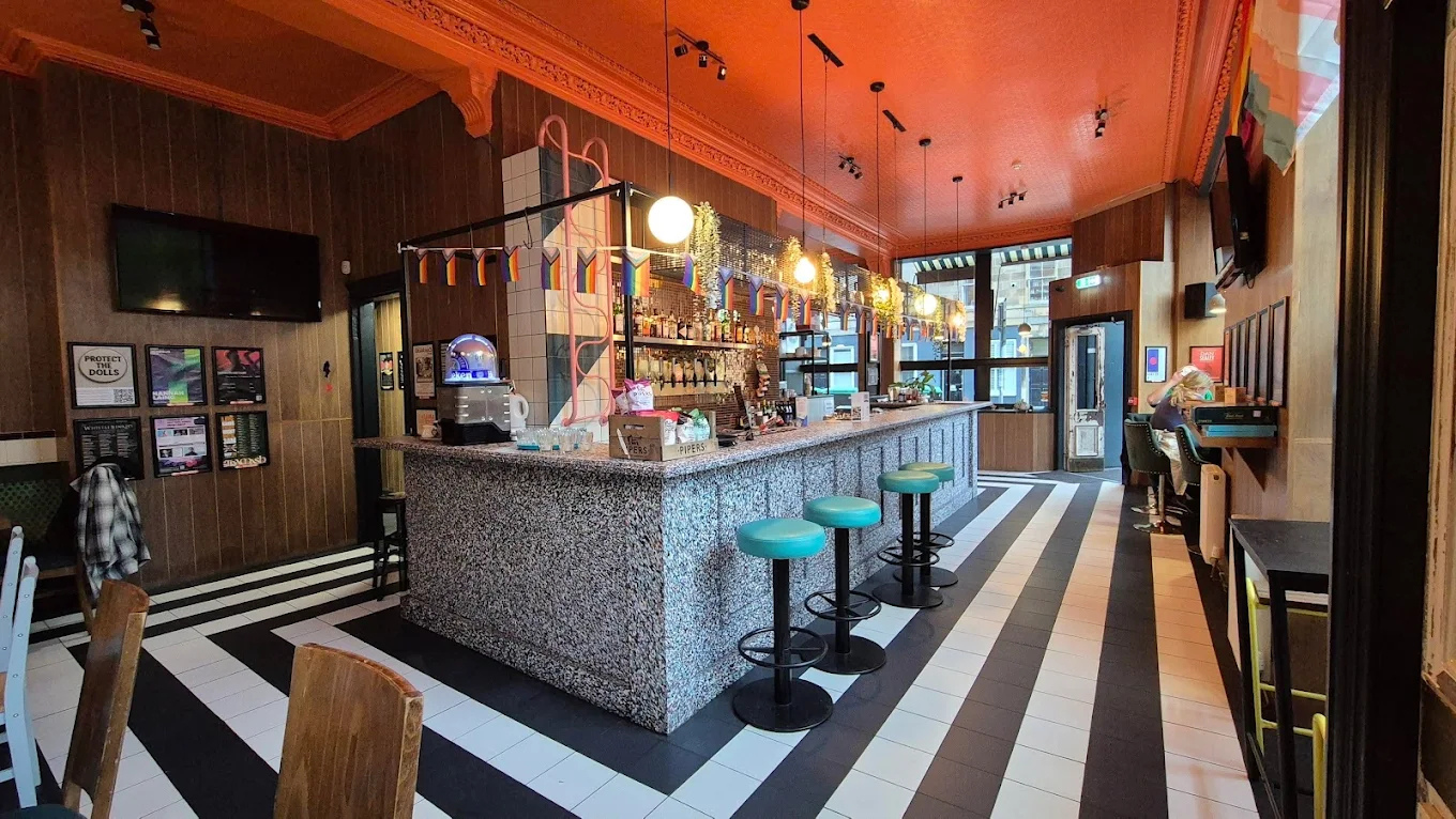 Third Date Bar and Kitchen logo