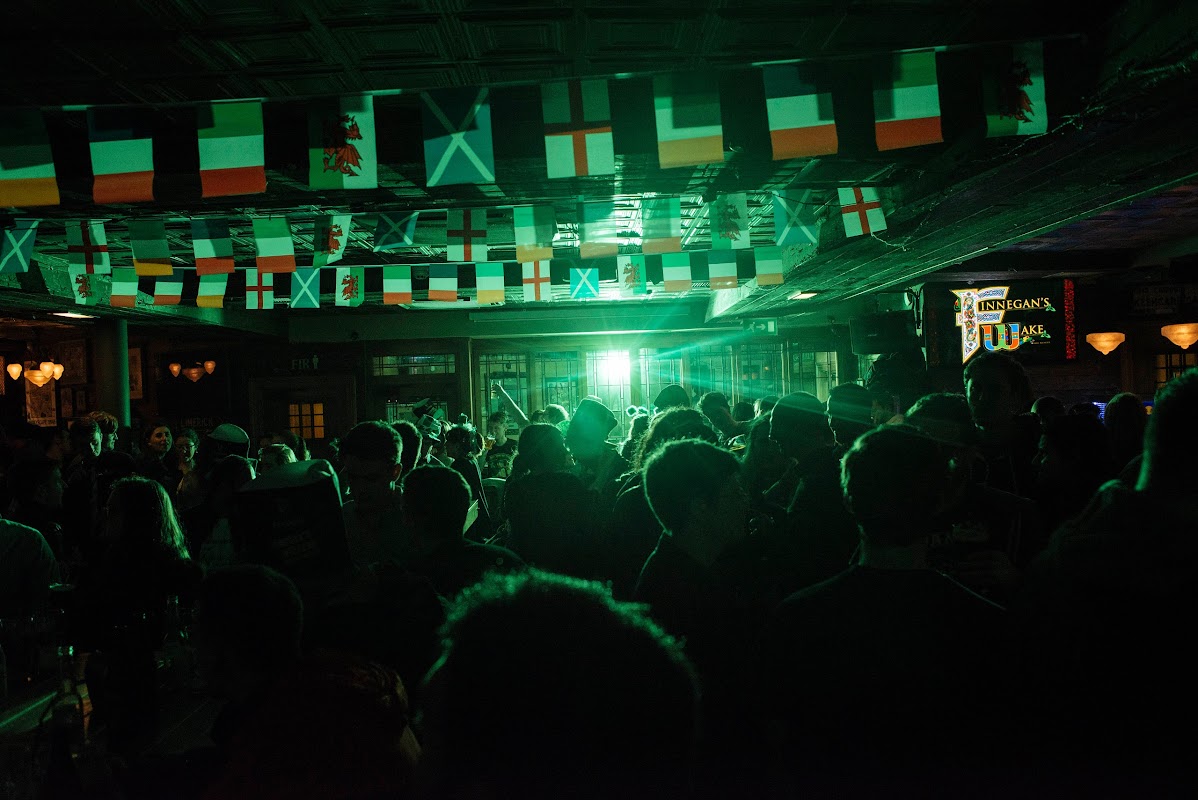 Finnegan's Wake Edinburgh logo