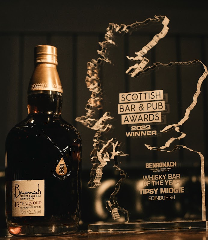 Tipsy Midgie Whisky Bar cover image