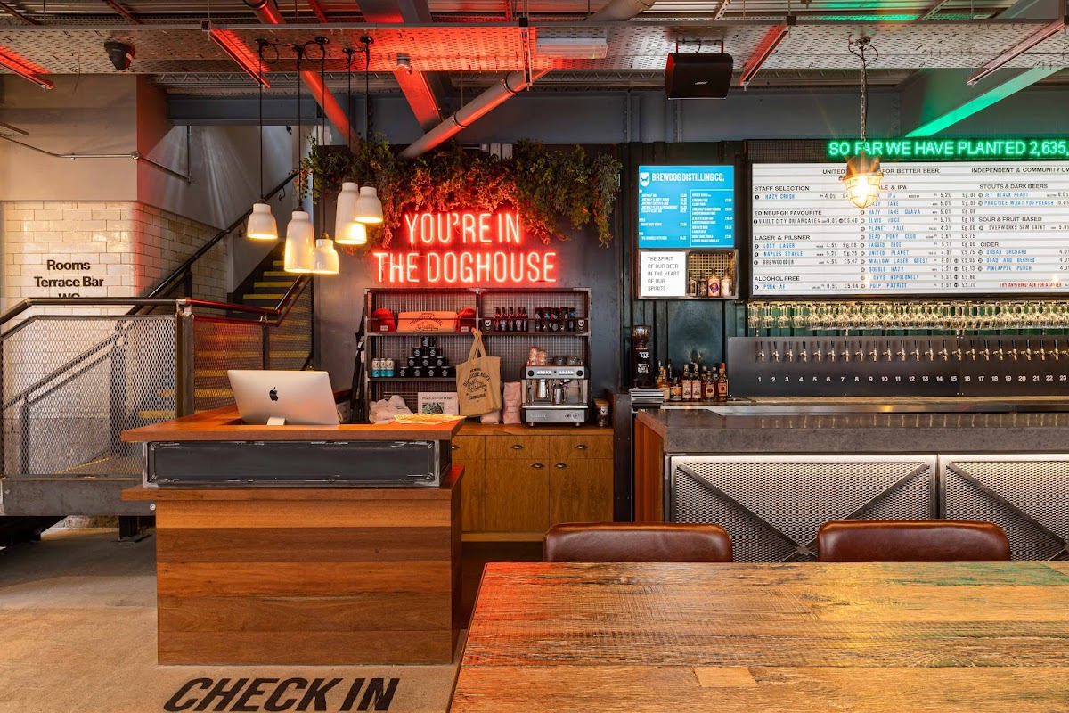 BrewDog DogHouse Edinburgh Bar & Terrace logo