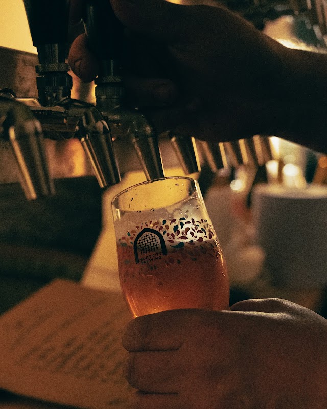 Wee Vault Edinburgh - Vault City Haymarket Taproom & Bottleshop cover image