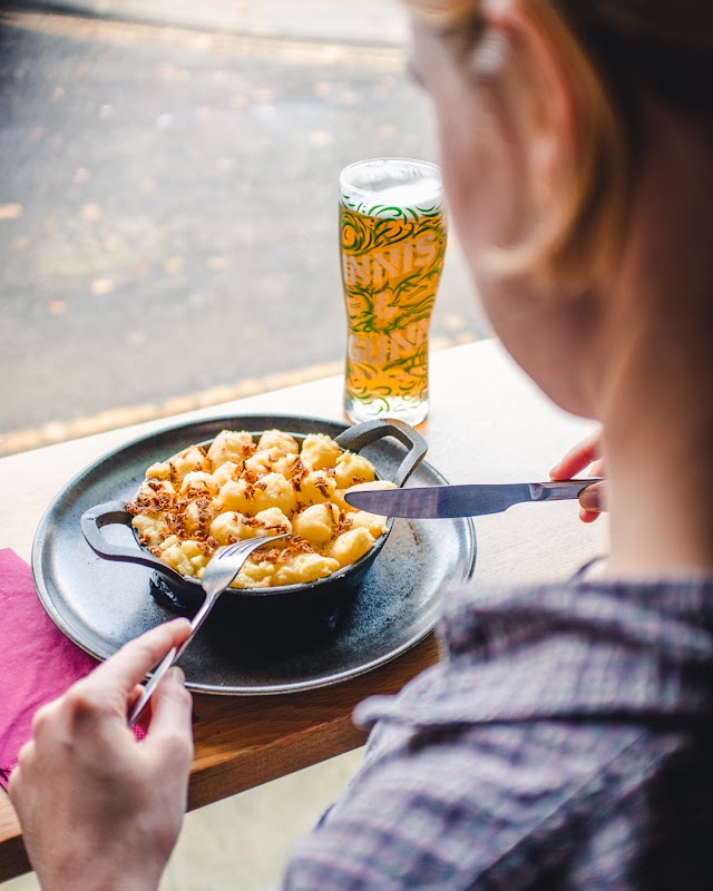 Innis & Gunn Edinburgh City Centre Brewery Taproom cover image