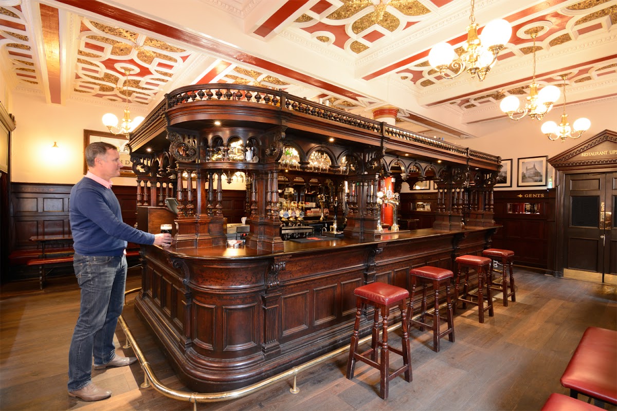 The Abbotsford Bar & Restaurant logo