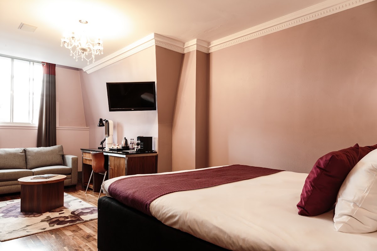 The Angels Share Hotel and Bar cover image