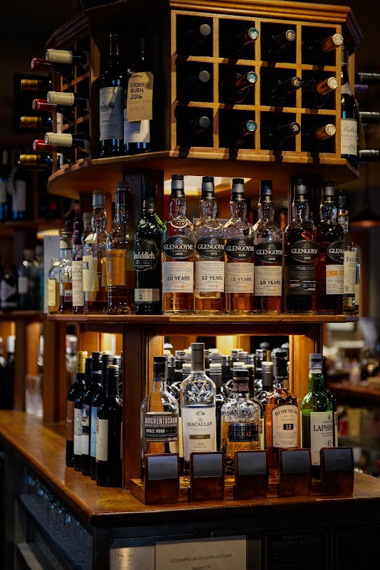 Whighams Wine Cellars logo