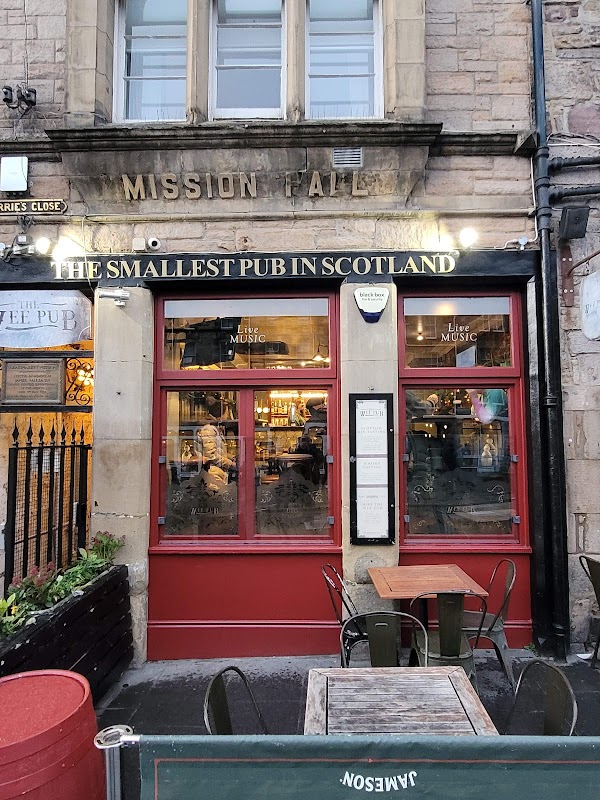 The Wee Pub - The Smallest Pub in Scotland logo