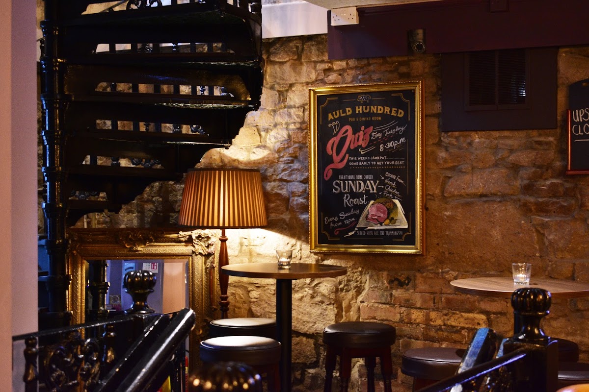 The Auld Hundred logo