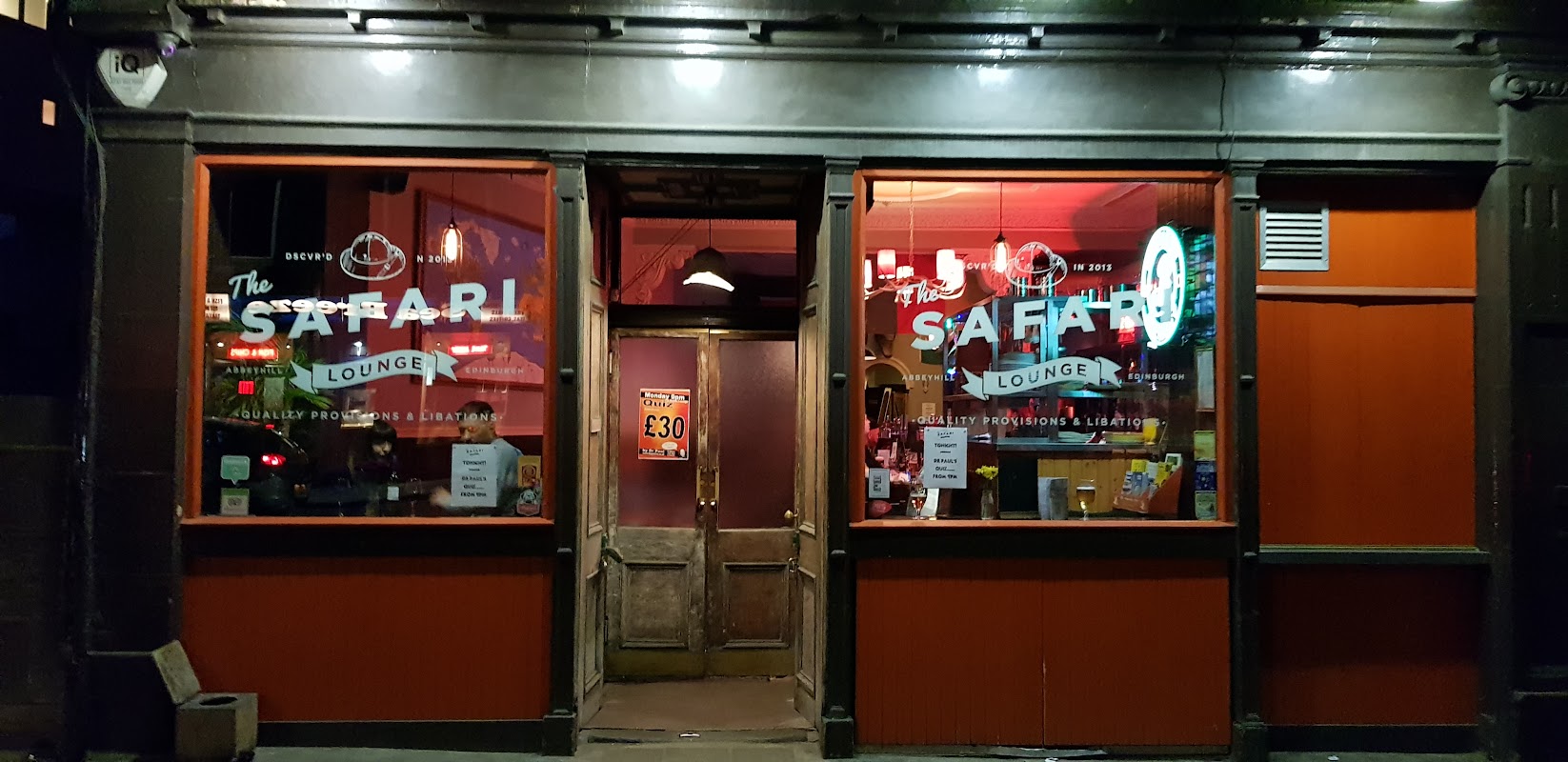 The Safari Lounge logo