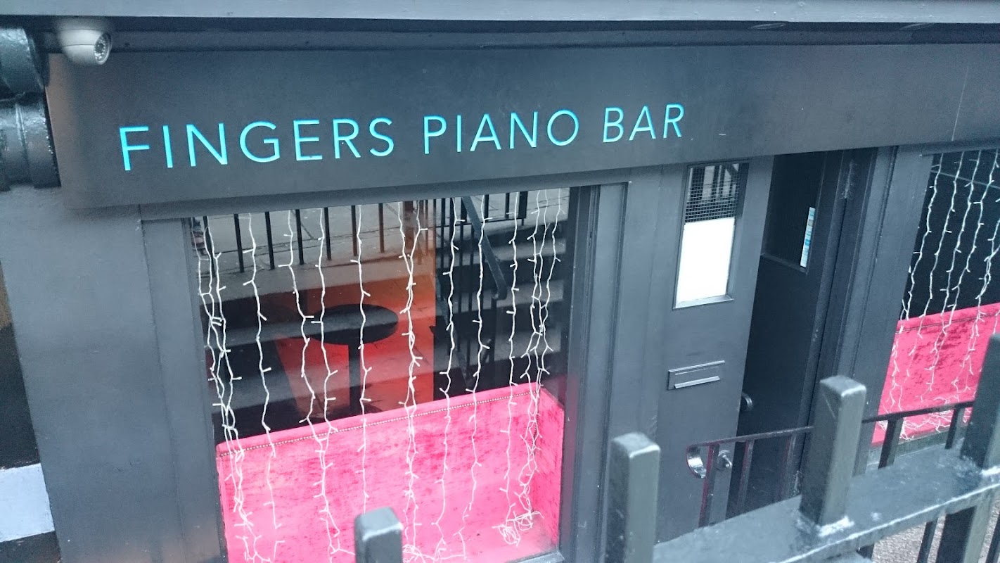 Fingers Piano Bar logo
