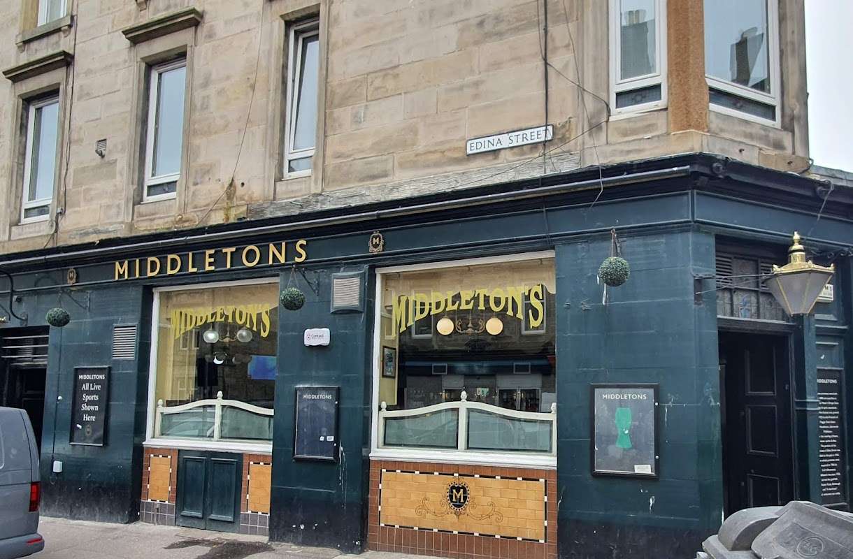 Middletons Bar logo