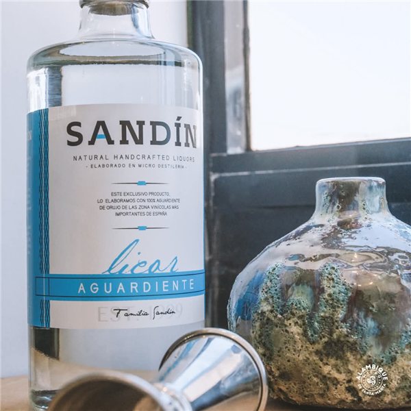 Orujo Sandín Brandy 70cl-trasera