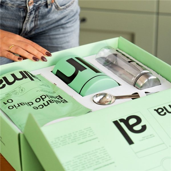 ALMA BALANCE Batido Diario Welcome Pack 300g (30 Dosis) | Complemento Alimenticio con Espirulina, Vitaminas B12, C, D, Zinc, Magnesio y Prebióticos Adaptógenos como Ashwagandha | Energía y Bienestar-detalle