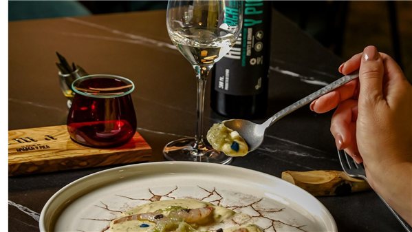 Amarga y Pica Aceite de Oliva Virgen Extra DOP-lateral