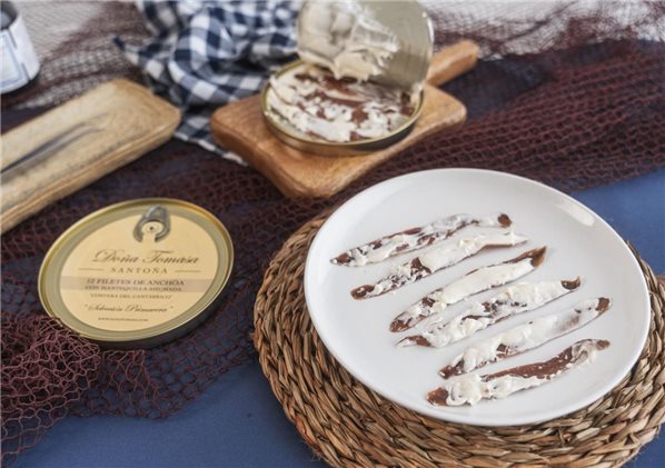 Anchoas de Costera con mantequilla ahumada (12 filetes grandes) 80g.-trasera