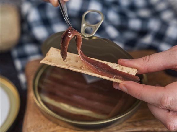 Anchois fumés de la côte cantabrique (12 gros filets) 90g.-trasera