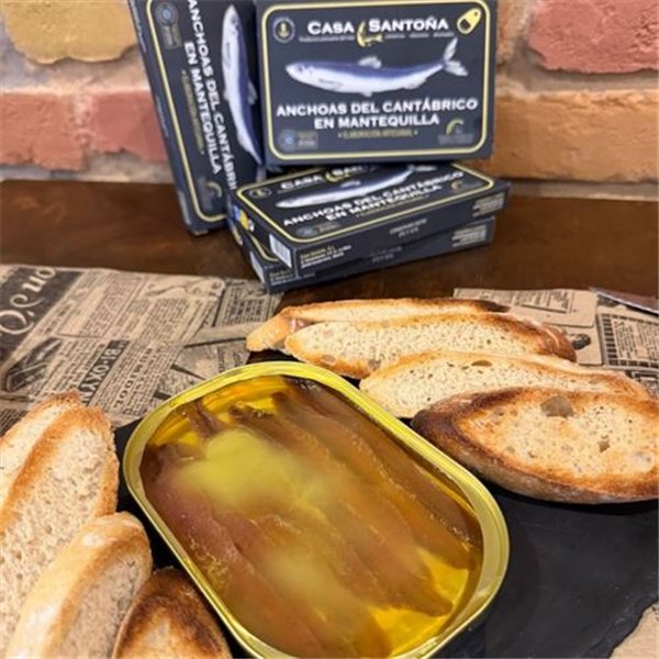 Anchoas del Cantábrico en mantequilla, Casa Santoña-lateral