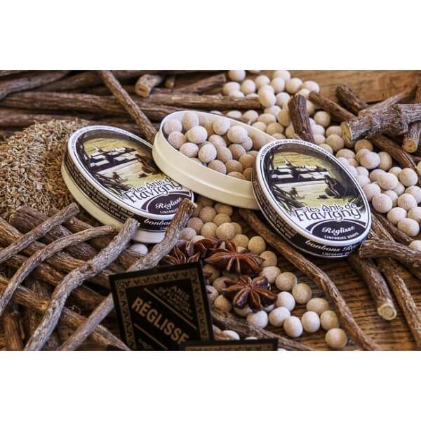 Anís de Flavigny "Regaliz" caja oval 50gr-detalle