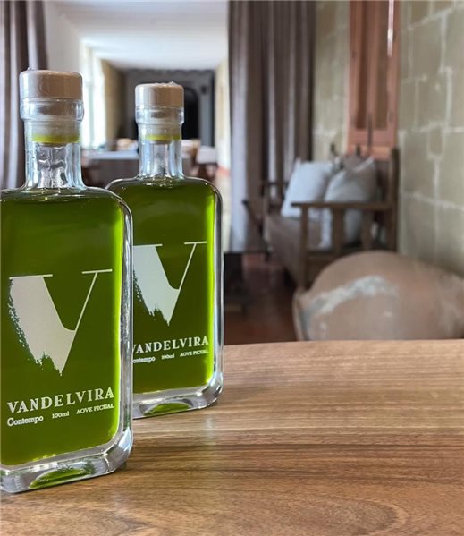 Hochwertiges Olivenöl extra vergine in Garde 100ml oder 500ml als originelles Firmengeschenk.-detalle