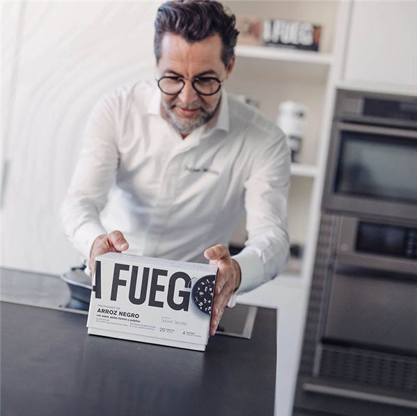 Riz Noir, A Fuego par Quique Dacosta-trasera