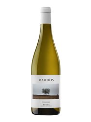 "Bardos Verdejo" se traduce al inglés como "Bardos Verdejo." Es un nombre propio y no necesita traducción. Sin embargo, si "Bardos" se refiere a un tipo de vino, podría ser simplemente "Verdejo wine" o "Bardos Verdejo wine."