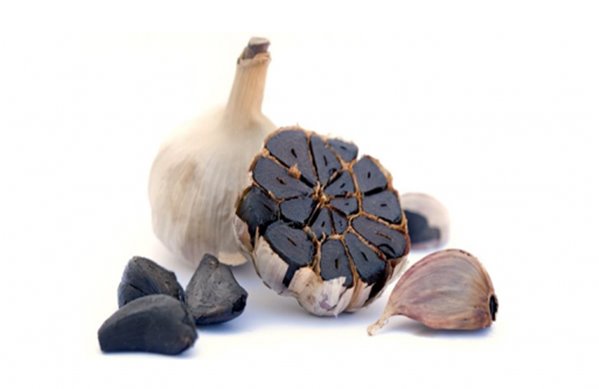 Black garlic BIO, Cloves 60g PET-detalle