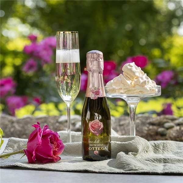 Bottega Il Vino dell'Amore Petalo Moscato Mini 20Cl.-detalle