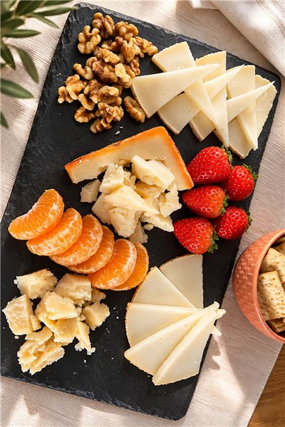 Box of Pasteurized Cheeses "Payoyo"-lateral