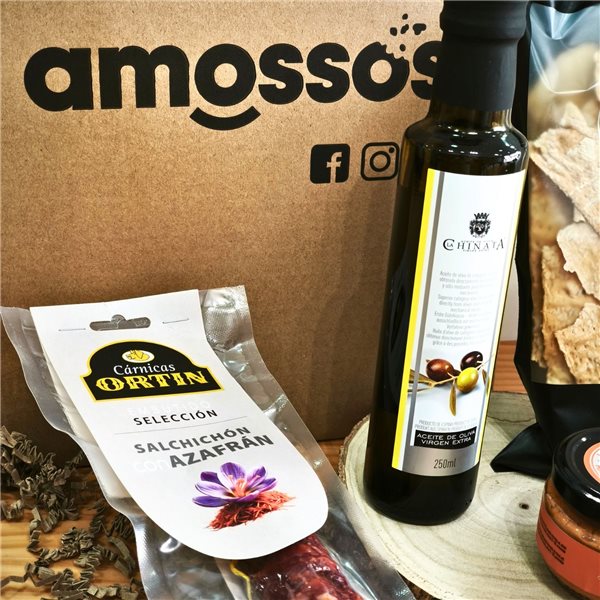 Caja gourmet 'Esencial delicatessen'-lateral