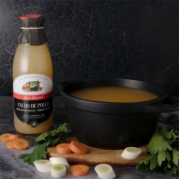Chicken Broth, Just Married-detalle