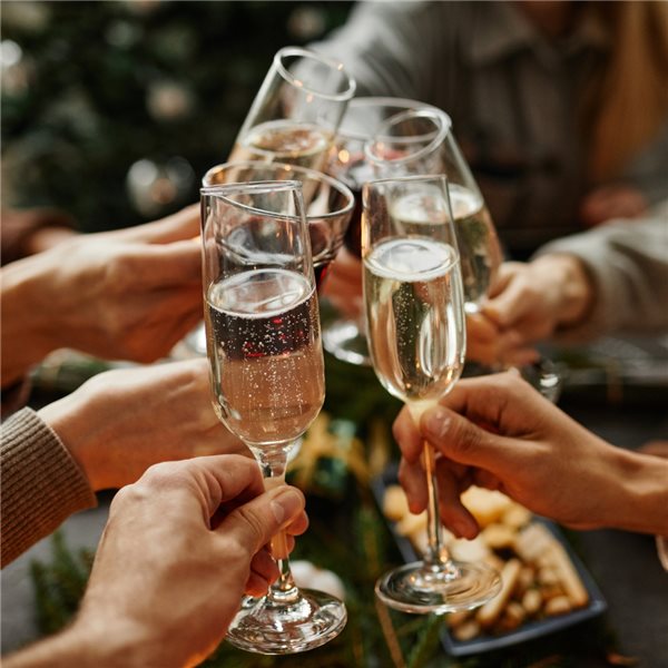 Marqués de Badajoz Extra Brut Cava (3 bottles of 750 ml) - Spanish Sparkling Wine with a Fresh and Fruity Flavor.-izquierda