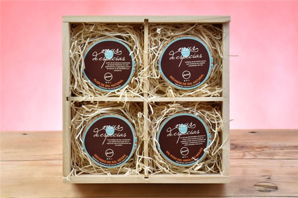 Geschenkkorb mit Basic-Gourmet-Salzen-detalle
