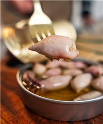 Chipirones rellenos en aceite de oliva (6/8 uds)