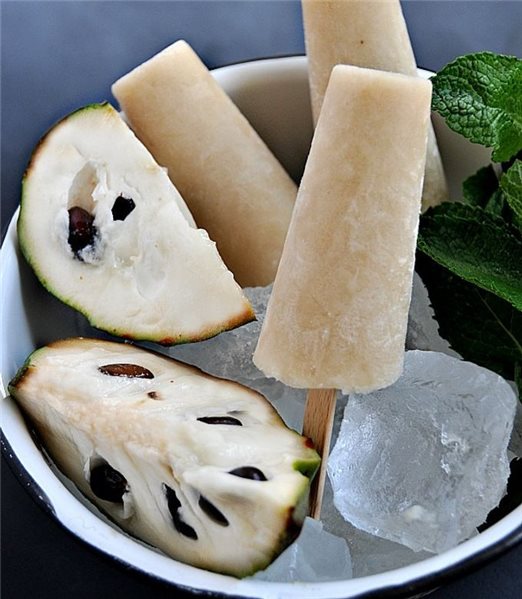 Pomme-crème grande taille (morceau)-lateral