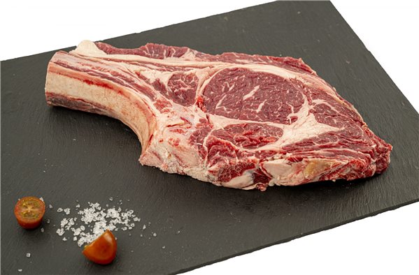 MATURED OLD BEEF CUTLET-lateral