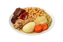 COCIDO CON PRINGÁ