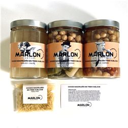 La traducción al alemán de "Cocido Madrileño en Tres Vuelcos" es "Madrider Eintopf in drei Runden".