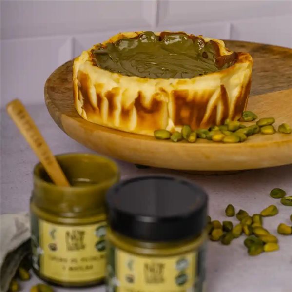 Pistachio and matcha cream-izquierda