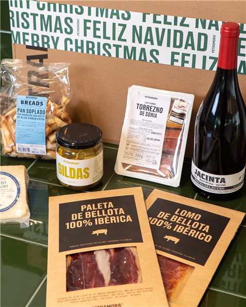 La traducción de "Degustación clásica" al francés es "Dégustation classique".-detalle