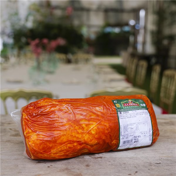 EMBUTIDOS LA PEPITA – Lomo Adobado Natural de Cerdo Media Pieza | Formato 1750 Gr | Receta Tradicional con Pimentón, Ajo y Hierbas Aromáticas | Producto Español | Envasado al Vacío-izquierda
