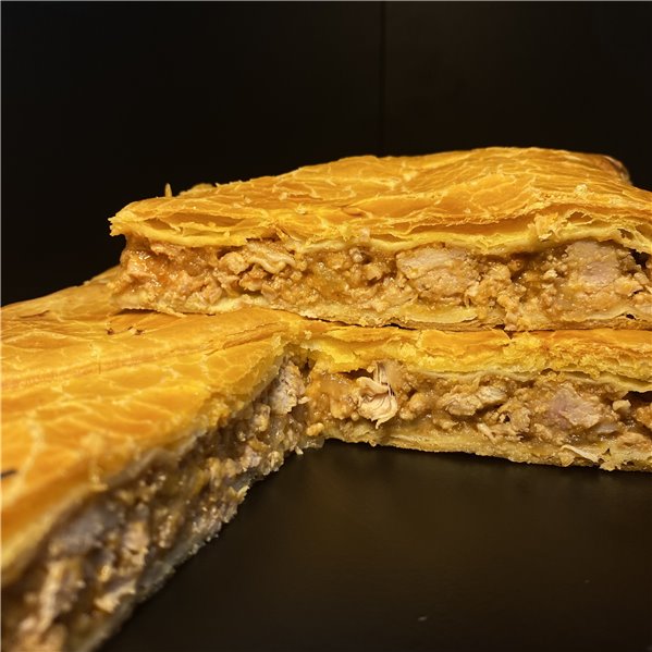 Empanada au poulet avec sauce barbecue-detalle