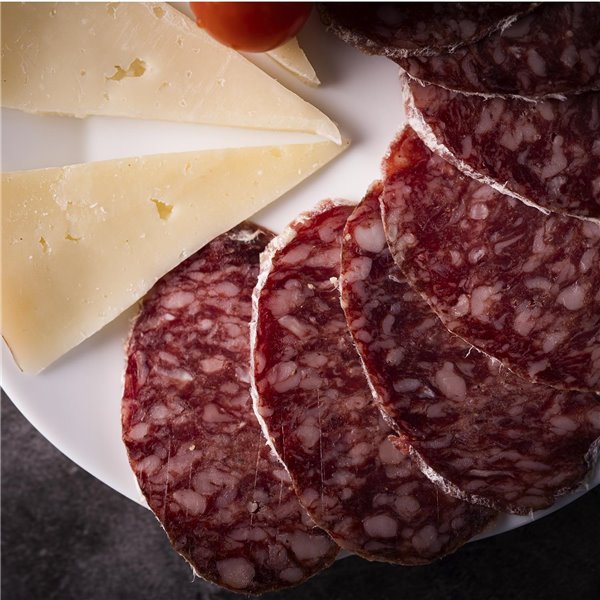 ENRIQUE GARCÍA - Salchichón Ibérico Extra, Pieza Entera Envasada al Vacío, 1300 g Aprox-izquierda