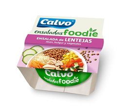 Ensaladas foodie de lentejas, atún, bulgur y vegetales