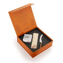 125th anniversary set - Cheese, Arcos cheese knife, and Conservation cloth