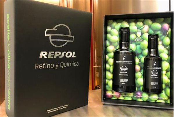 Coffret cadeau Huile d'olive pour entreprises 2x500ml ou 500ml+250ml-izquierda